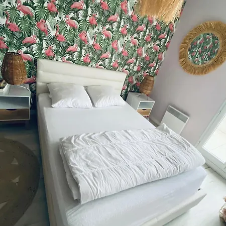 Opale Beach, Merlimont,100msea,2 Bedrooms, Parking דירה מרלימון