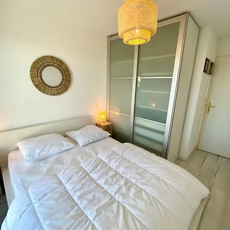 Opale Beach, Merlimont,100msea,2 Bedrooms, Parking דירה מרלימון